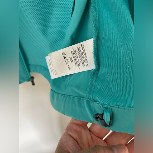 Columbia water resistant jacket - Picture 3 of 7